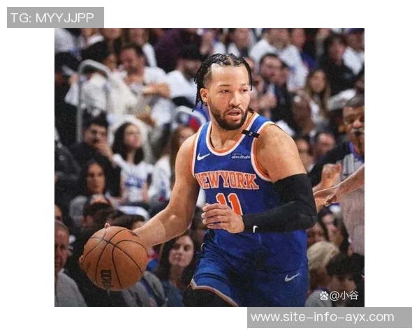 尼克斯全员发力半场领先黄蜂25分哈特表现出色三球状态低迷 尼克斯全员发力半场领先黄蜂25分哈特表现出色三球状态低迷